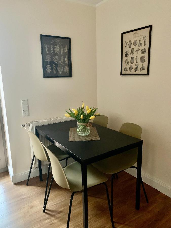 טאלה Ferienwohnung Bournville מראה חיצוני תמונה