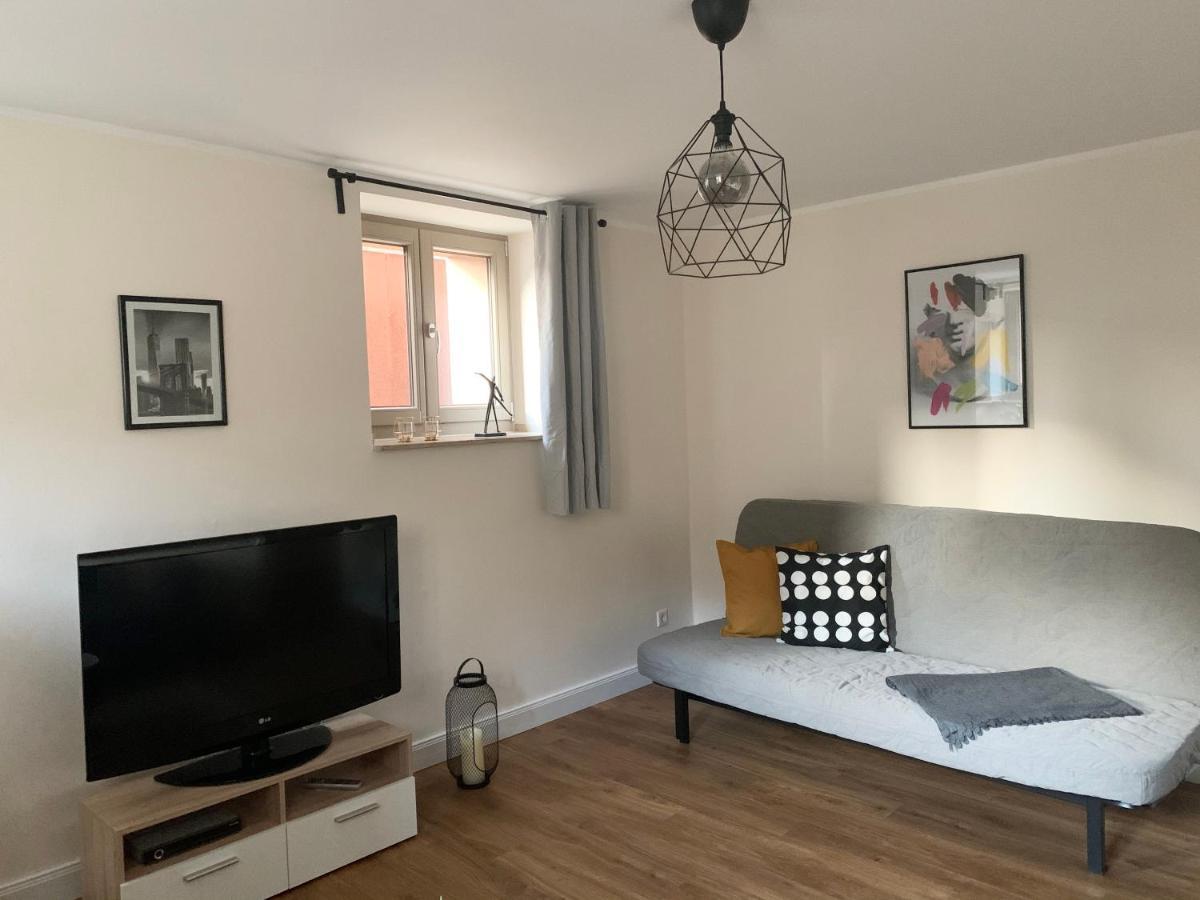 טאלה Ferienwohnung Bournville מראה חיצוני תמונה